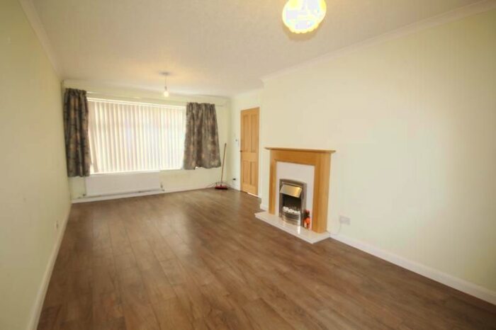 2 Bedroom Semi-Detached House To Rent In Ross Road, Twickenham, TW2