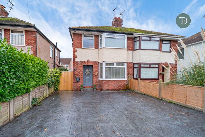 3 Bedroom Semi-Detached House For Sale In Mansfield Road, Whitby, Ellesmere Port, CH65