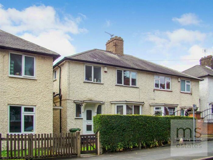 4 Bedroom Semi-Detached House To Rent In Rolleston Drive, Lenton, Nottingham, NG7