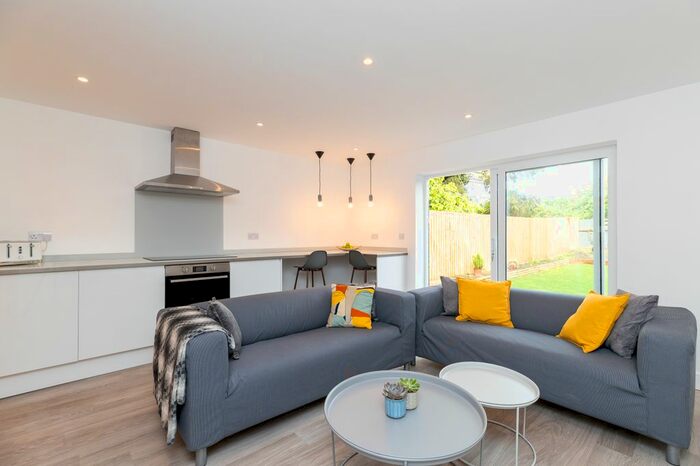 5 Bedroom Semi-Detached House To Rent In Percy Street, Oxford OX4