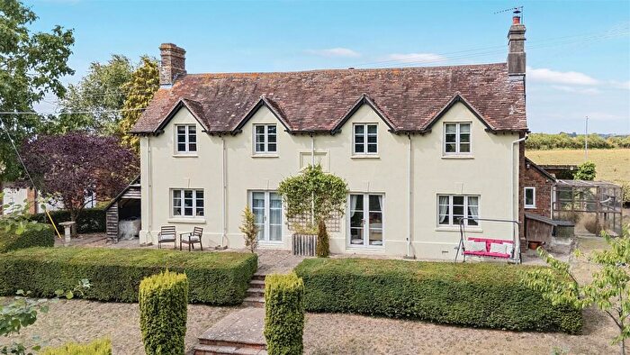 5 Bedroom Detached House For Sale In Sutton Waldron, Blandford Forum, DT11