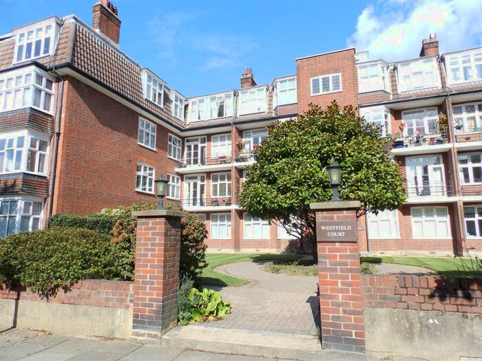 1 Bedroom Flat To Rent In Westfield Court, Surbiton, KT6