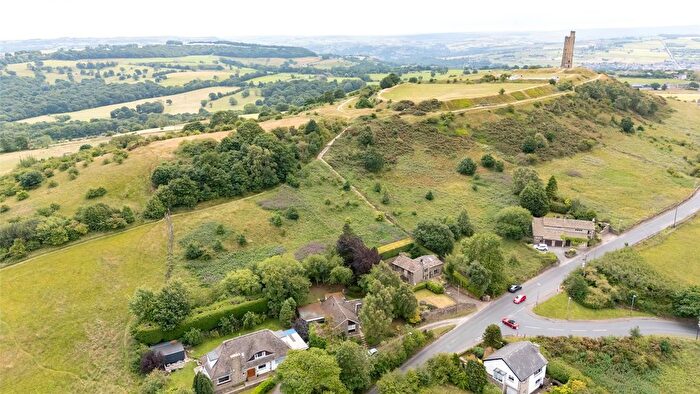 3 Bedroom Bungalow For Sale In Ashes Lane, Almondbury, Huddersfield, HD4