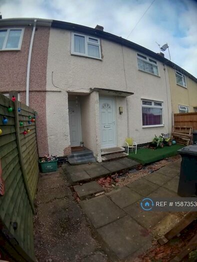 3 Bedroom Terraced House To Rent In Phoenix Avenue, Nottingham, NG4
