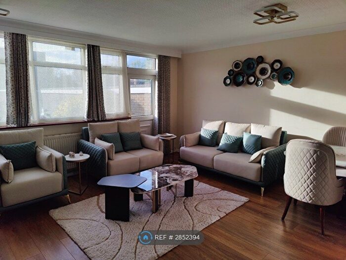 3 Bedroom End Terrace House To Rent In Rose Court, Pinner, HA5