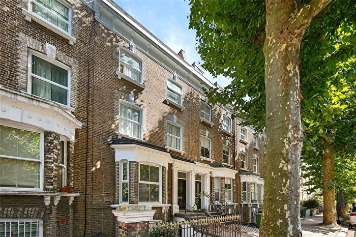 1 Bedroom Flat To Rent In Loftus Road, London, W12
