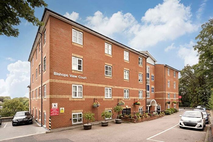 2 Bedroom Flat For Sale In Church Crescent, London, N10