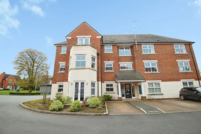 2 Bedroom Flat For Sale In Goodearl Place, Princes Risborough, HP27