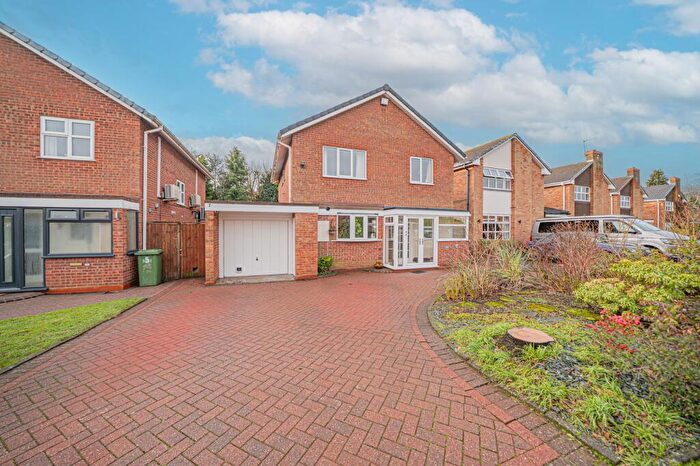 4 Bedroom Detached House For Sale In Baginton Close, Solihull, B91