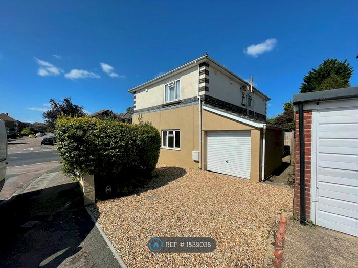7 Bedroom Detached House To Rent In Ripon Road, Bournemouth, BH9
