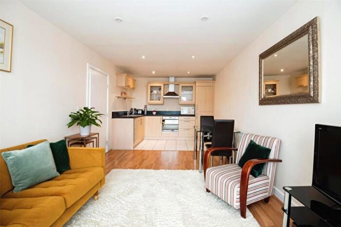 2 Bedroom Flat For Sale In Watersmeet, St. Marys Island, Chatham, Kent, ME4