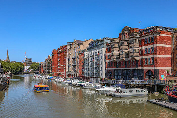 2 Bedroom Apartment To Rent In Ferry Street, Bristol, BS1