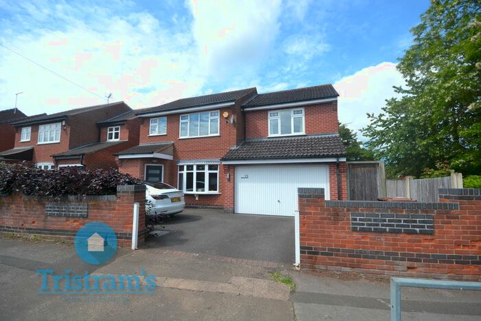 4 Bedroom Detached House To Rent In Ewe Lamb Lane, Bramcote, Nottingham, NG9