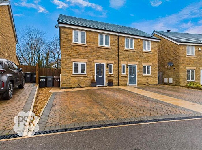 2 Bedroom Semi-Detached House For Sale In Rosebay Gardens, Chapel-En-Le-Frith, SK23