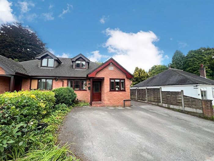 2 Bedroom Semi-Detached House For Sale In Oaklea, The Drive, Lake Road, Rudyard, Rn., ST13