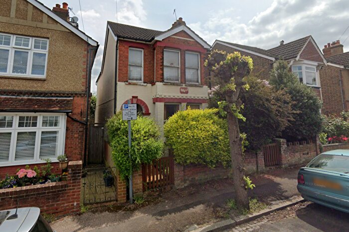 3 Bedroom Detached House For Sale In Mabledon Road, Tonbridge, TN9