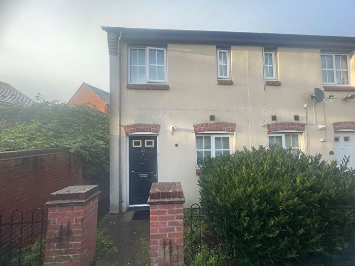 2 Bedroom End Of Terrace House To Rent In Saville Close, Wellington, Telford, TF1