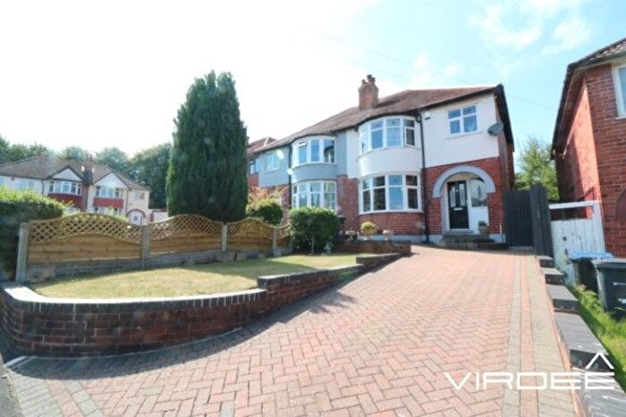 3 Bedroom Semi-detached House For Sale In Fell Grove, Handsworth, West Midlands, B21