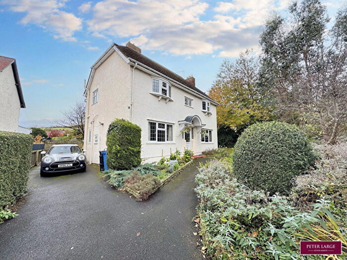 4 Bedroom Detached House For Sale In West Avenue, Bryn Newydd, Prestatyn, Denbighshire, LL19