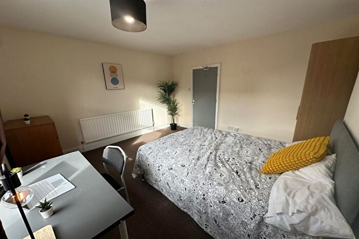 1 Bedroom Semi-Detached House To Rent In City Road, Dunkirk, NG7