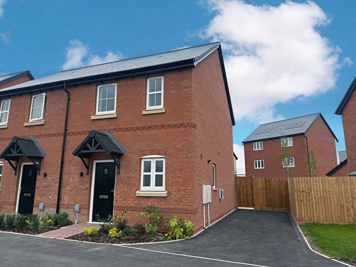 2 Bedroom Property To Rent In Acer Drive, Tewkesbury, GL20