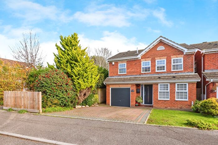 4 Bedroom Detached House For Sale In Woodpecker Drive, Creekmoor, Poole, Dorset, BH17