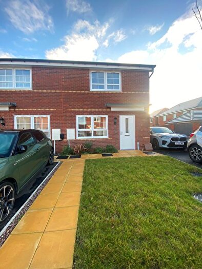 2 Bedroom Semi Detached House To Rent In Pemberley Drive, Tamworth, B78