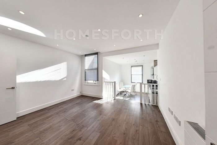 1 Bedroom Flat To Rent In Dartmouth Road, Mapesbury, NW2