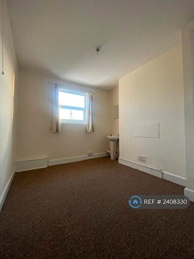 4 Bedroom Maisonette To Rent In Brighton, Brighton, BN1