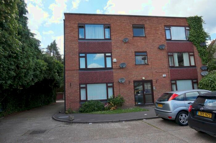 2 Bedroom Flat To Rent In Town Centre, SL1