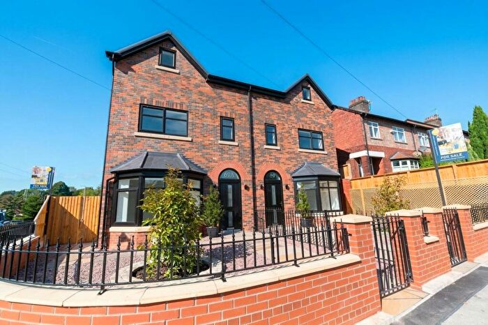4 Bedroom Semi Detached House For Sale In Folly Lane, Swinton, M27