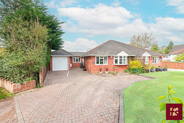 3 Bedroom Semi-Detached Bungalow For Sale In Old Wokingham Road, Crowthorne, RG45