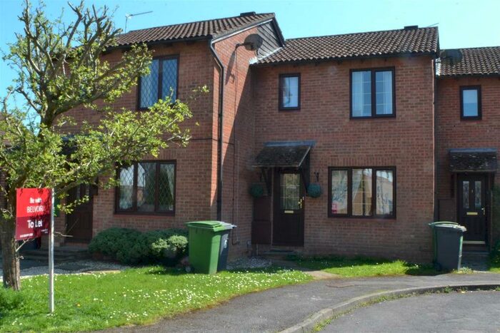 3 Bedroom Terraced House To Rent In Crookham Close, Tadley, RG26