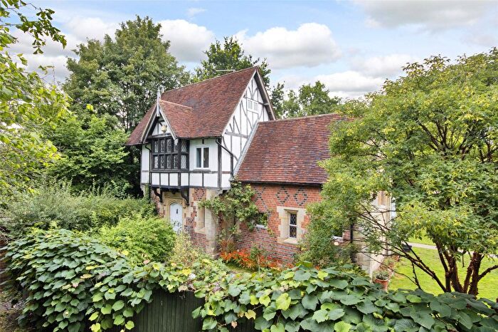 3 Bedroom Detached House For Sale In Moor Hill, Hawkhurst, Cranbrook, Kent, TN18