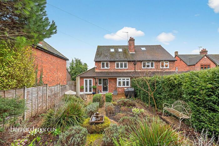 4 Bedroom Semi Detached House For Sale In Kiln Lane, Brockham, Betchworth, RH3