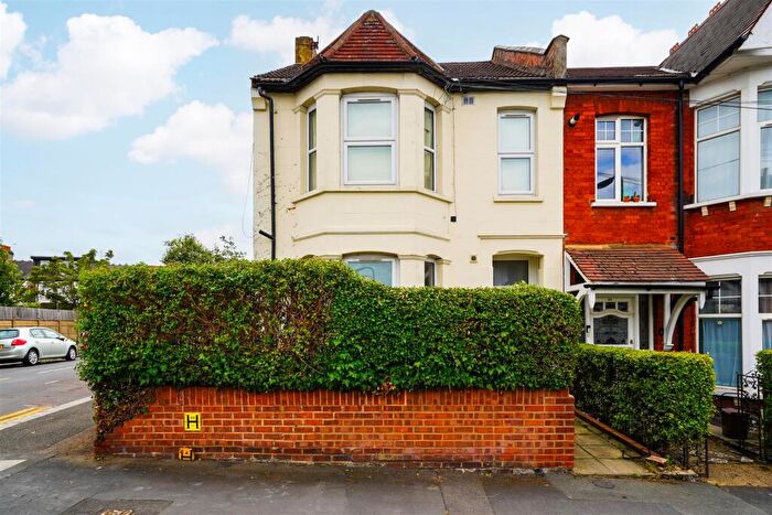 2 Bedroom Flat To Rent In Canterbury Road, London, E10