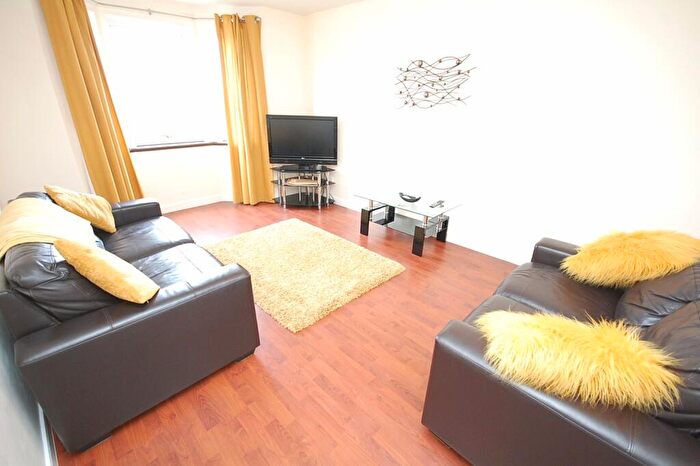 2 Bedroom Flat To Rent In Erroll Street, City Centre, Aberdeen, AB24