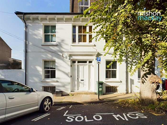 1 Bedroom Flat To Rent In Clyde Road, Brighton, East Sussex, BN1