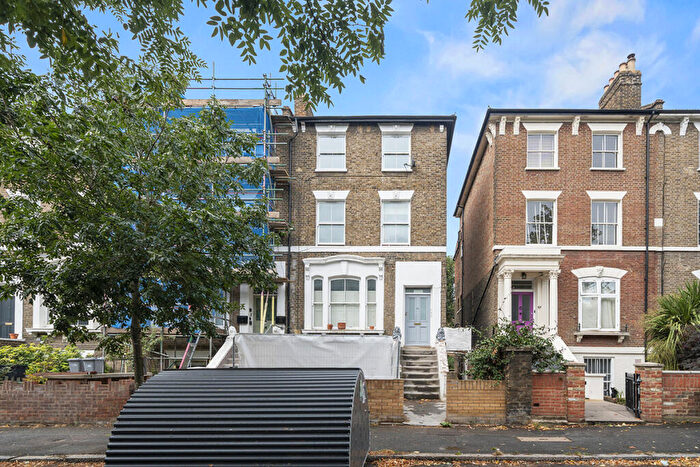 1 Bedroom Flat To Rent In Greenwood Road, E8
