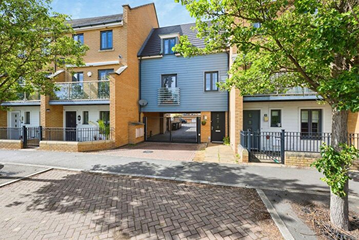 2 Bedroom Maisonette For Sale In Spring Avenue, Hampton Vale, Peterborough, PE7