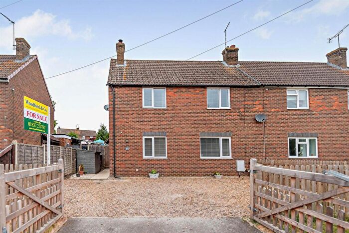 3 Bedroom Semi-Detached House For Sale In Wood Road, Kings Cliffe, PE8