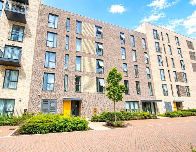 1 Bedroom Apartment For Sale In Echo Court, Telegraph Avenue, London, NW9