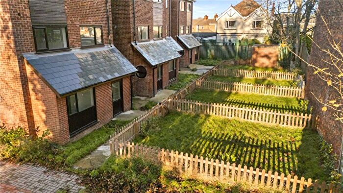 1 Bedroom Apartment To Rent In Hume Mews, Thorgam Court, Grimsby, DN31