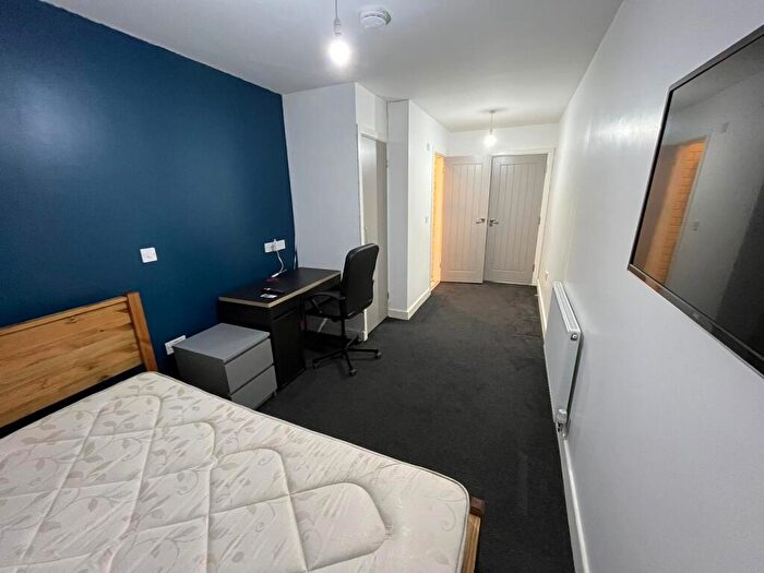 8 Bedroom House To Rent In Hubert Road, Birmingham, B29