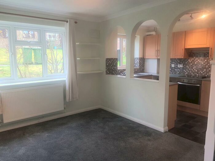 1 Bedroom House To Rent In Grampian Way, Downswood, ME15