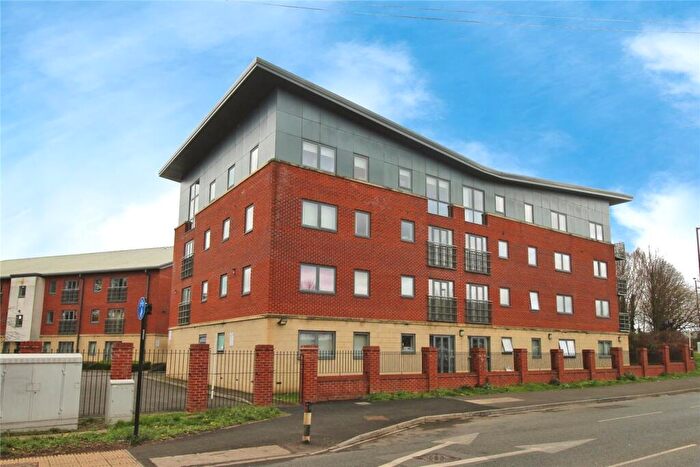 2 Bedroom Flat For Sale In York Road, Doncaster, South Yorkshire, DN5