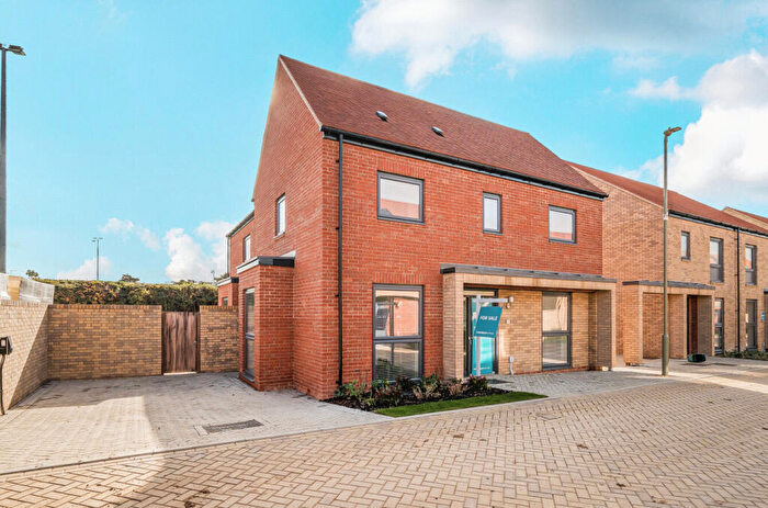 4 Bedroom Detached House For Sale In Priory Grove, Banbury Road, North Oxford, OX2