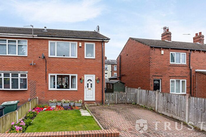 3 Bedroom Semi-detached House For Sale In Mortimer Street, Batley, WF17