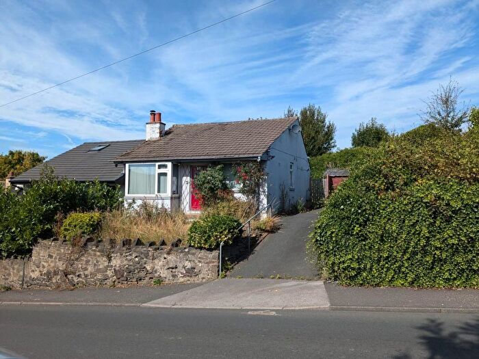 2 Bedroom Semi-Detached Bungalow For Sale In , Park Lane Keighley, BD21