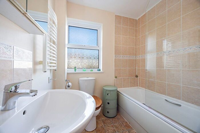 3 Bedroom Town House For Sale In Asheldon Road, Wellswood, Torquay, Devon, TQ1